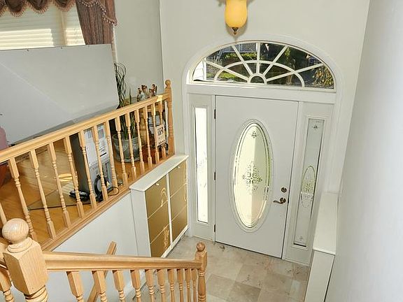 4th image of 267 Golden Gate Avenue