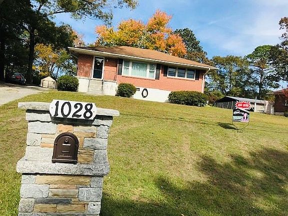 2nd image of 1028 Rock Springs St
