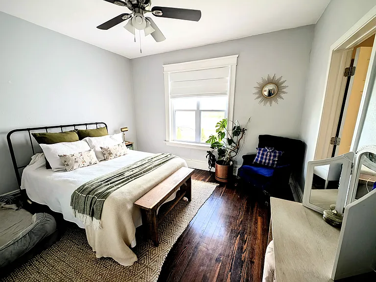 Spacious master suite bedroom.