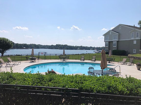 1st Floor Lakefront and pool front 2BDRM 2BATH CONDO