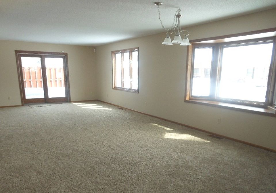 2nd image of 2701 15th St N