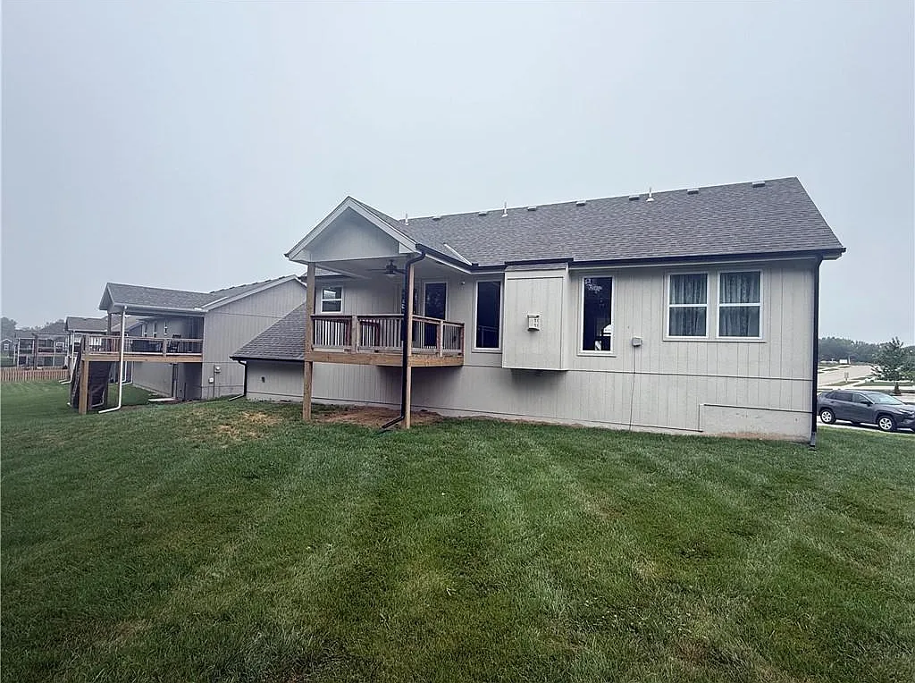 4 bed, 1950 sqft, $2,300 — Photo 2