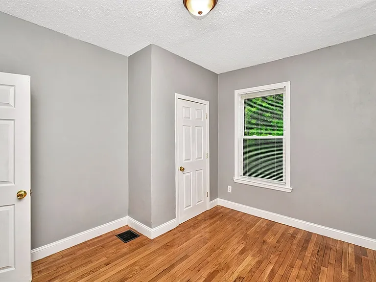 352 Norfolk St #3 — Photo 10