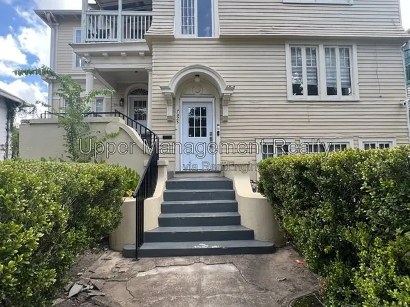 7429 Hampson St, New Orleans, LA