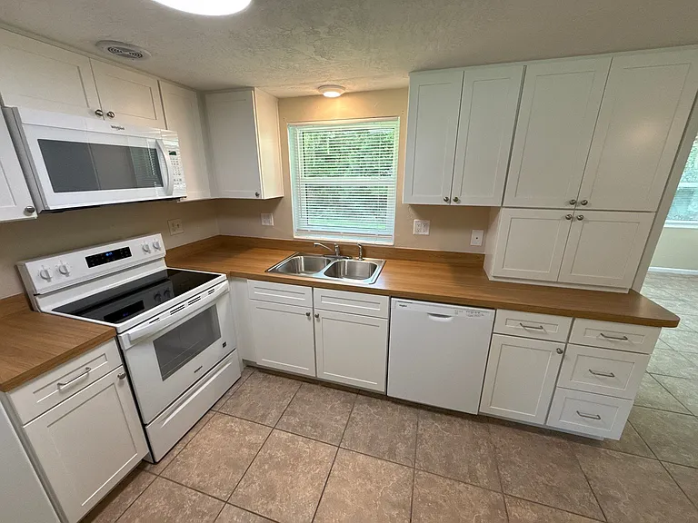 59 S Desoto St — Photo 3