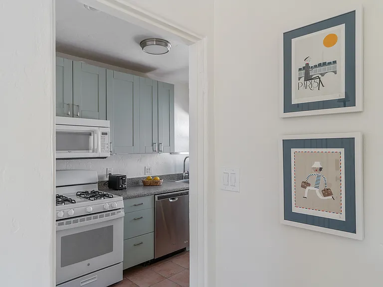 552 S Calle Santa Rosa — Photo 28