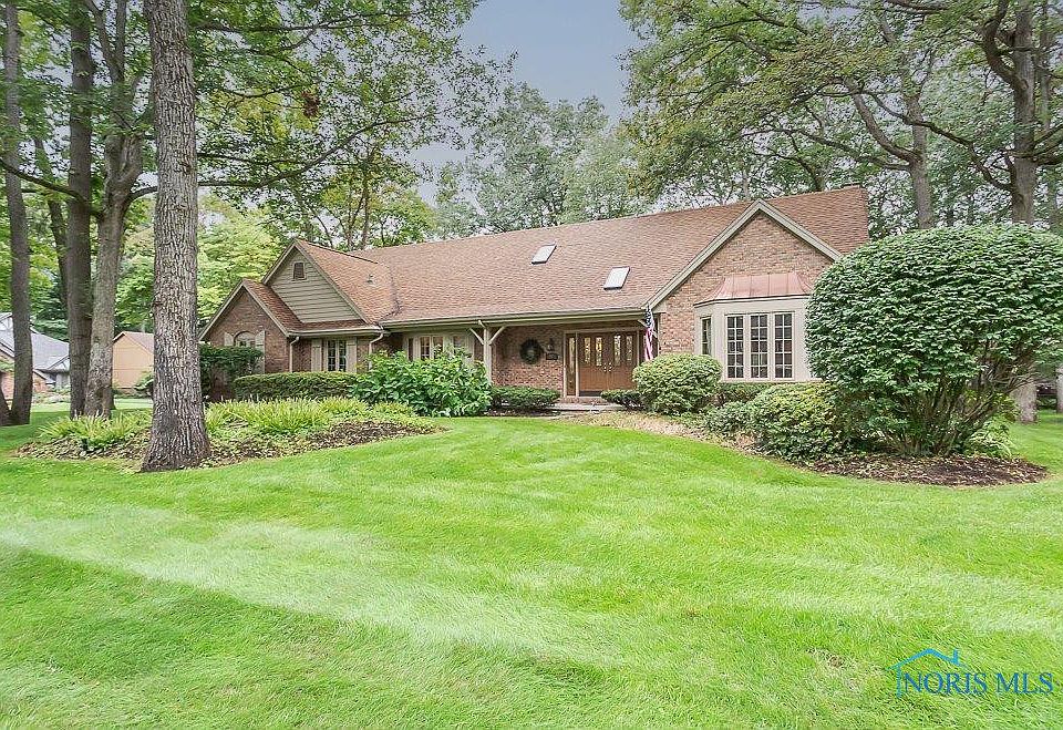 1st image of 4805 Fairway Ln