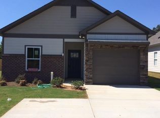 7733 Timber Leaf Ln, Bessemer, AL 35022