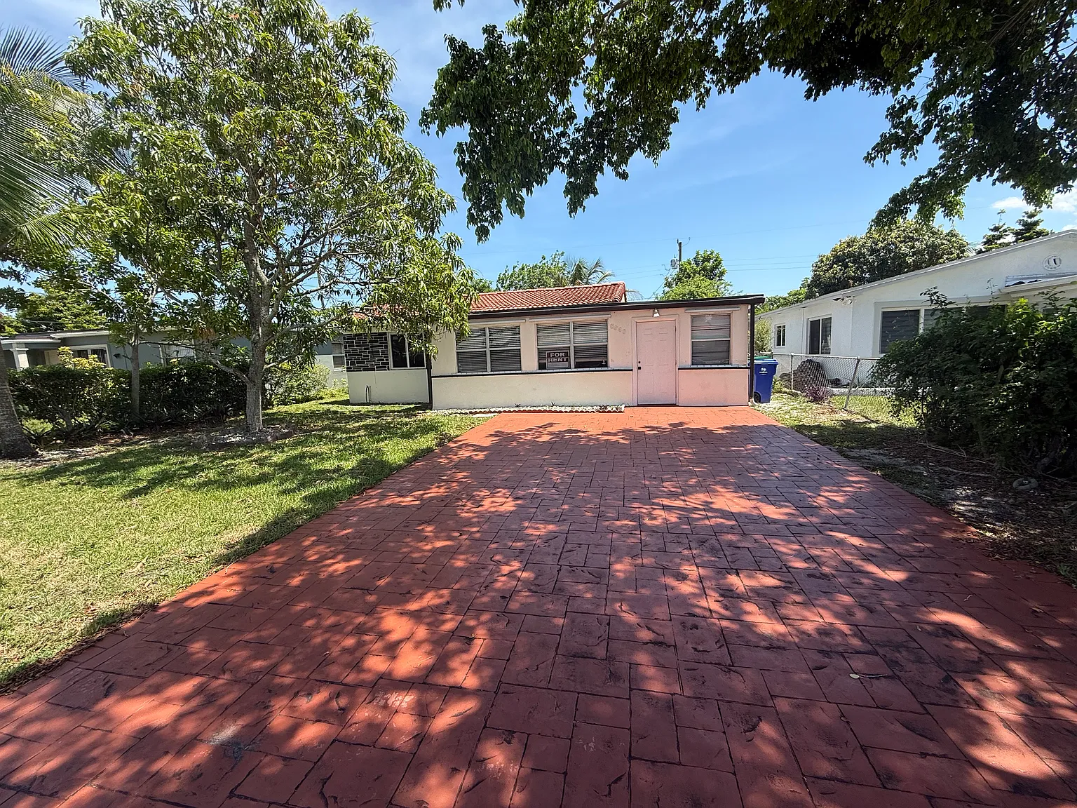 3 bed, 1521 sqft, $3,000 — Photo 2
