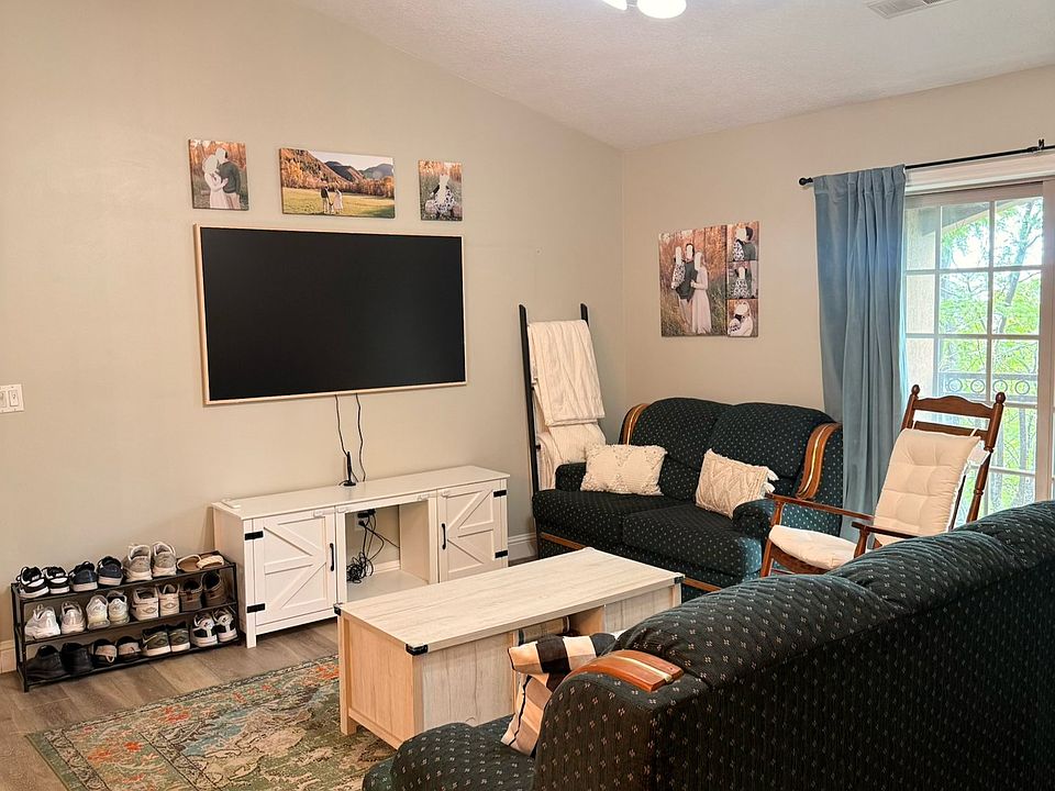 1st image of 181 N 1200 W APT 304