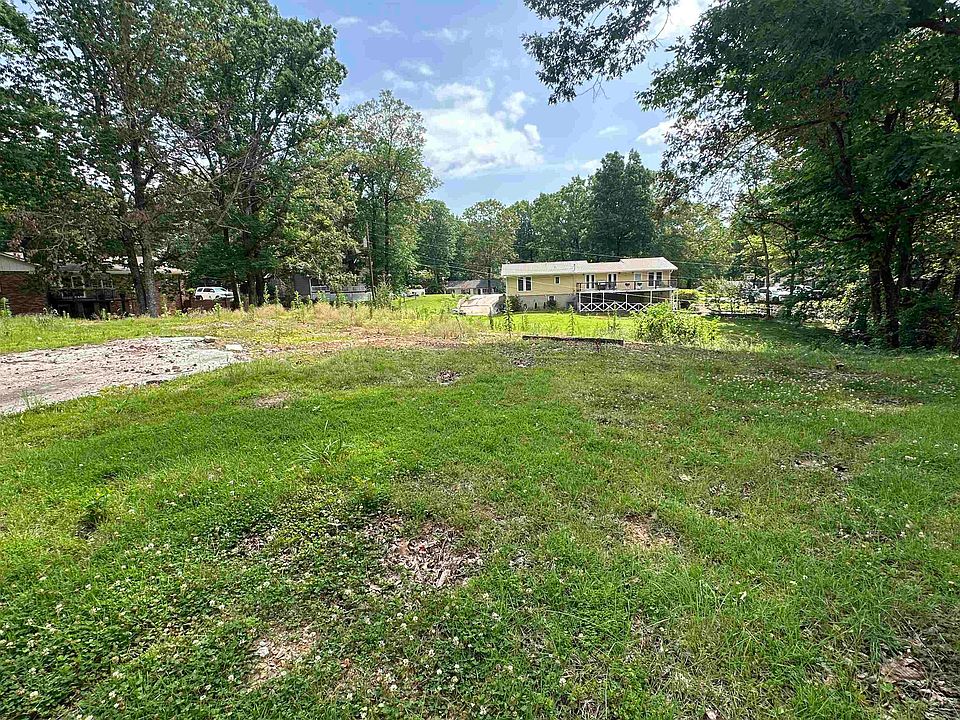 2nd image of 1842 Oakhill Dr NW