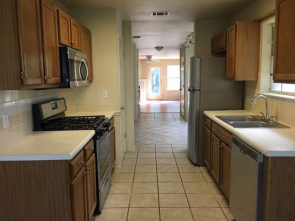 4th image of 7441 Peabody Dr
