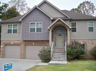 1835 Patricia Dr, Clarksville, TN 37040