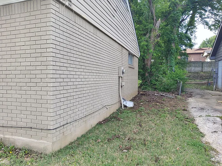 2771 Northmeade Ave — Photo 5