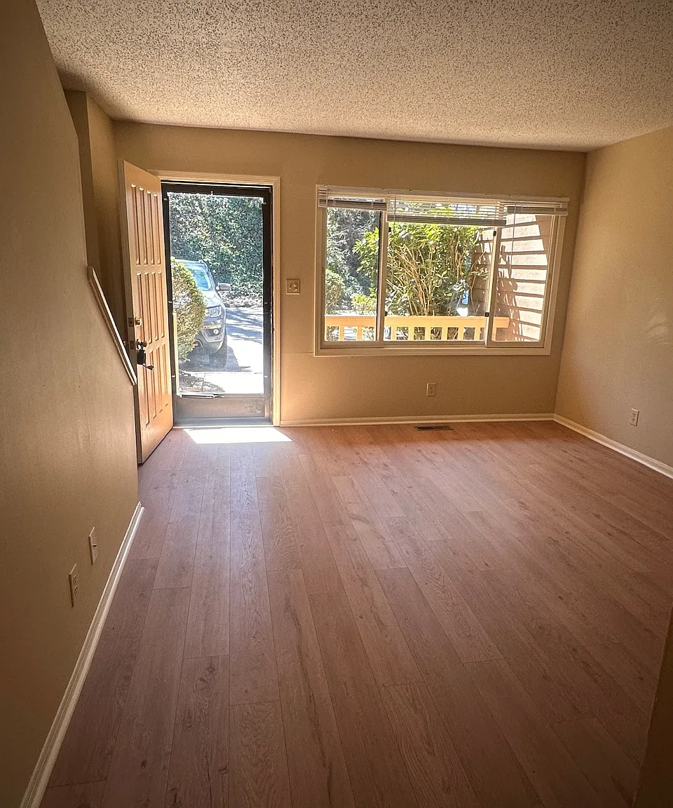 2 bed, 1.5 bath, $1,675 — Photo 2