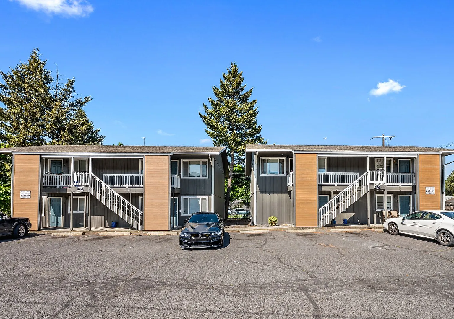 MP53 - 3125 E. Carlisle Ave — Photo 1