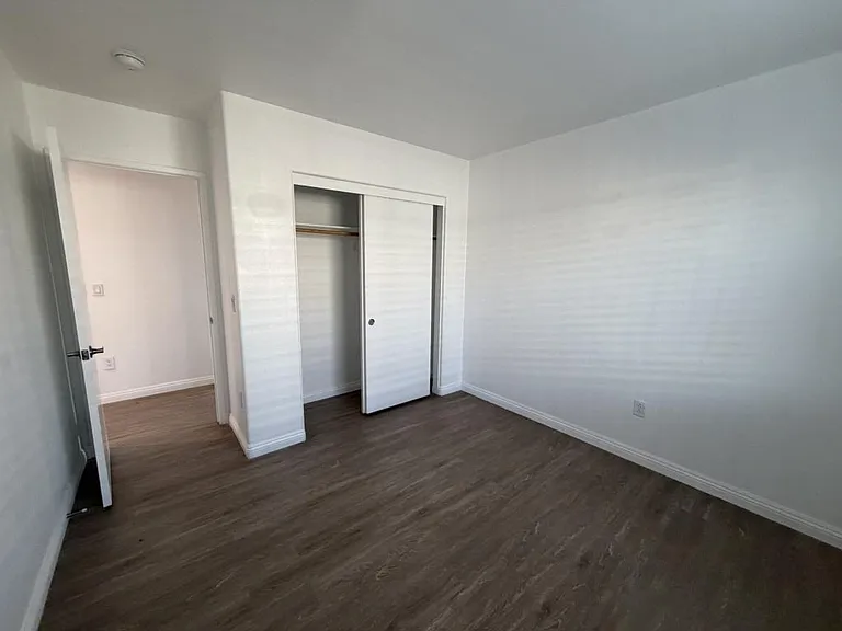 505 Cindy Ct — Photo 10