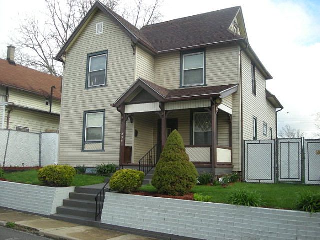 1st image of 236 Clairmont Ave