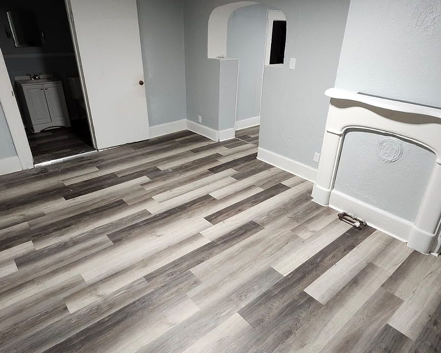 1st image of 210 E Main St #1/2