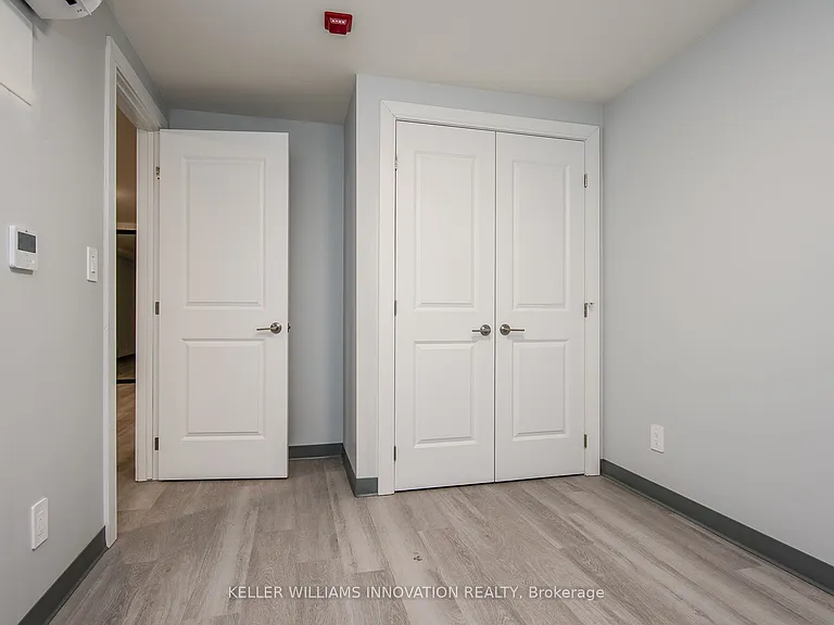 10 Queen St #2 — Photo 20