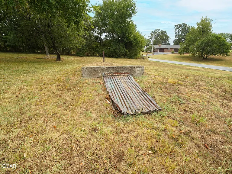 2720 Douglas Fir Rd — Photo 15