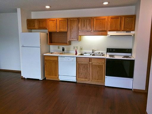 2nd image of 1411 Vine St APT 2