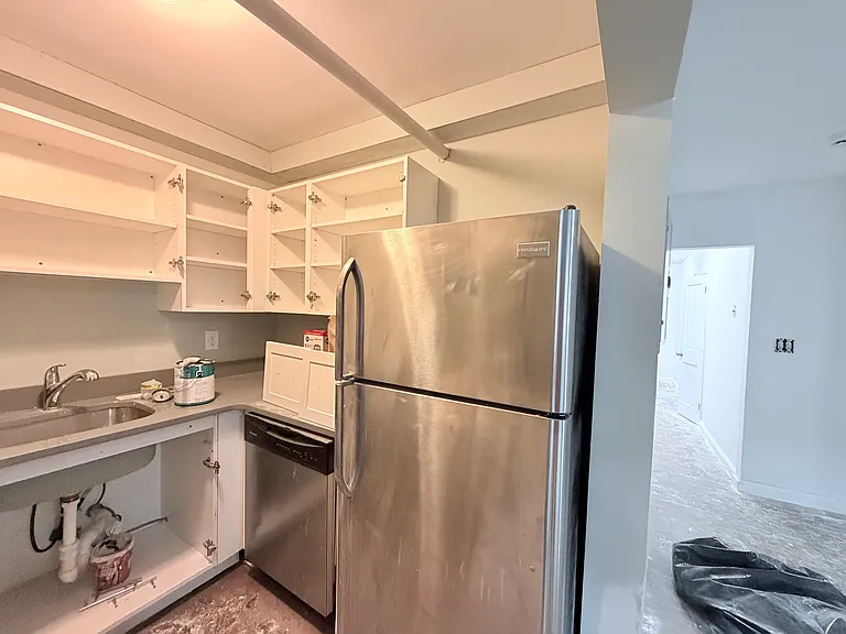 45 Carlton St #10 — Photo 15