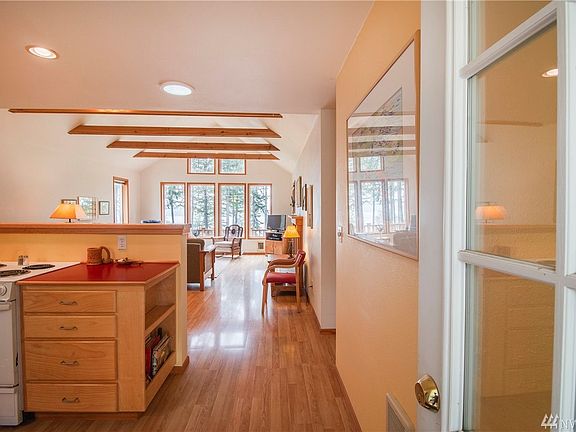 4th image of 107 W Herron Blvd NW