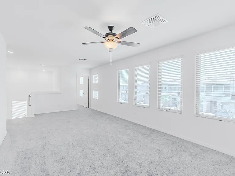 5740 Yellow House St — Photo 14