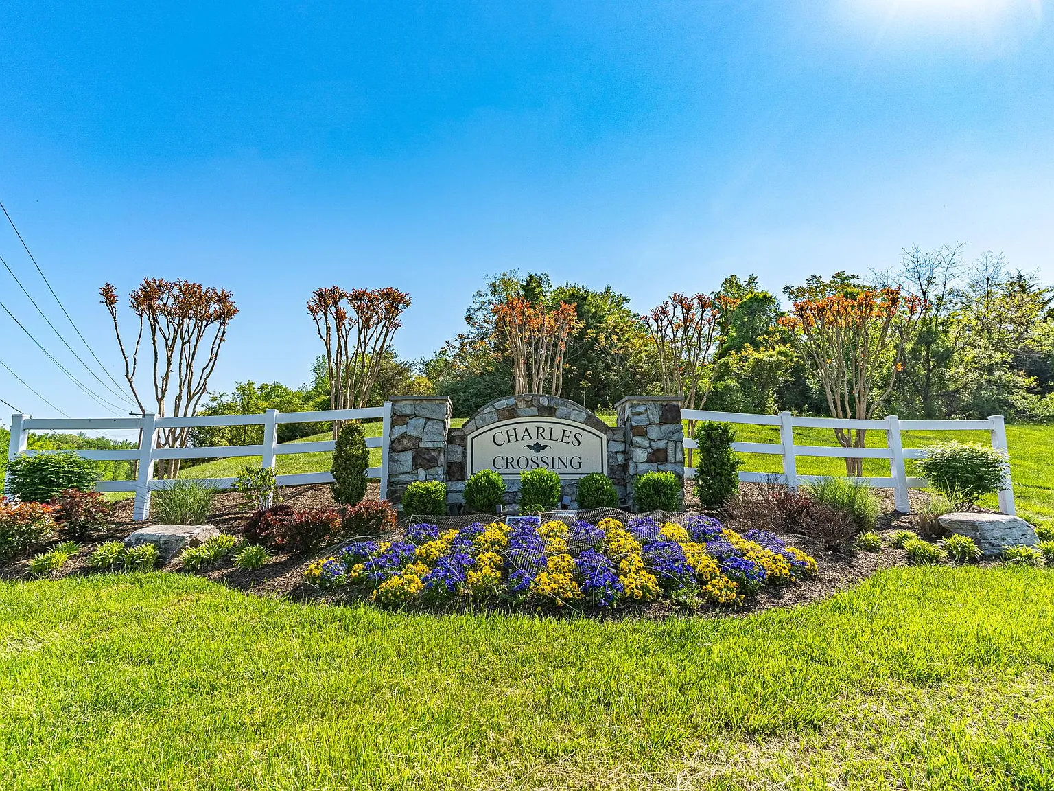 4 bed, 3.5 bath, 2272 sqft, $3,950 — Photo 3