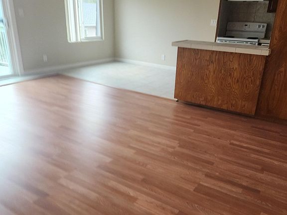 4th image of 1145 Alameda De Las Pulgas