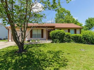 1349 War Bonnet Dr, O'Fallon, MO 63366