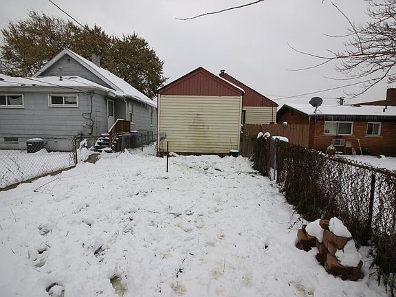 2nd image of 1540 Hanover St
