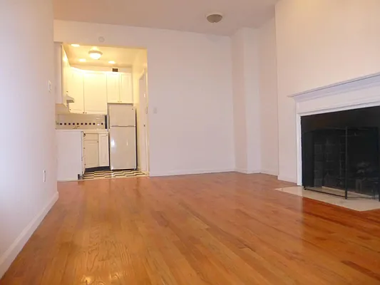 Rented by Keller Williams NYC | media 12