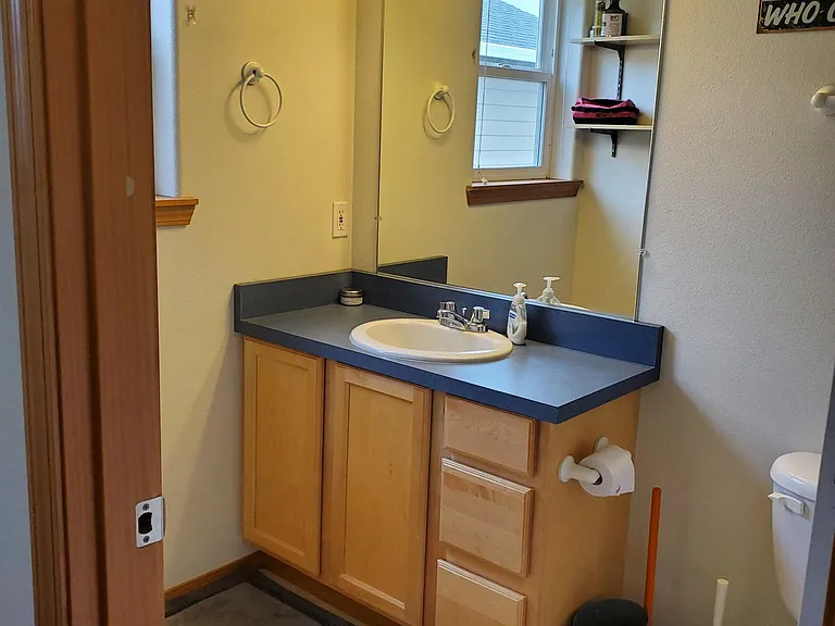 413 Maxs Pl — Photo 22