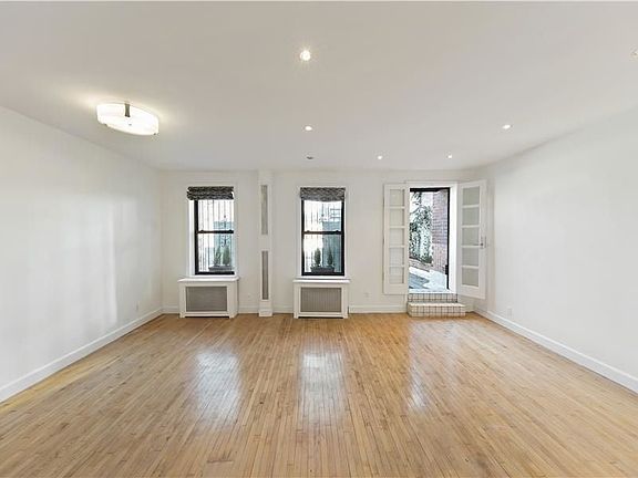 2nd image of 24 Minetta Ln #3L