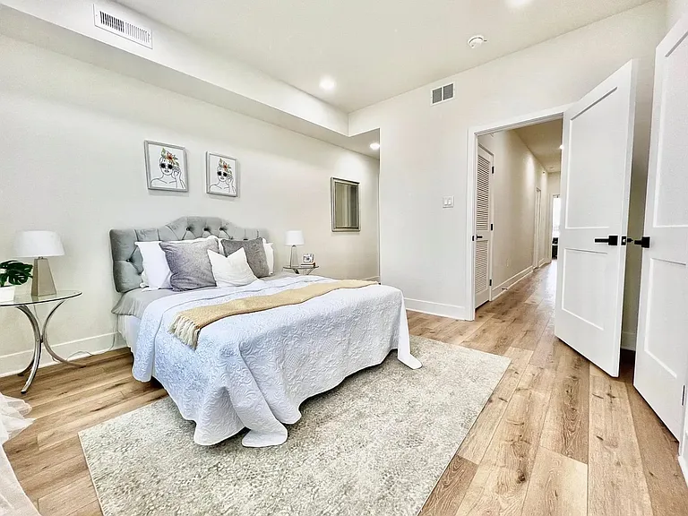 2510 E Tioga St #C23 — Photo 14