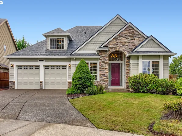 1355 SE 68th Ave, Hillsboro, OR 97123
