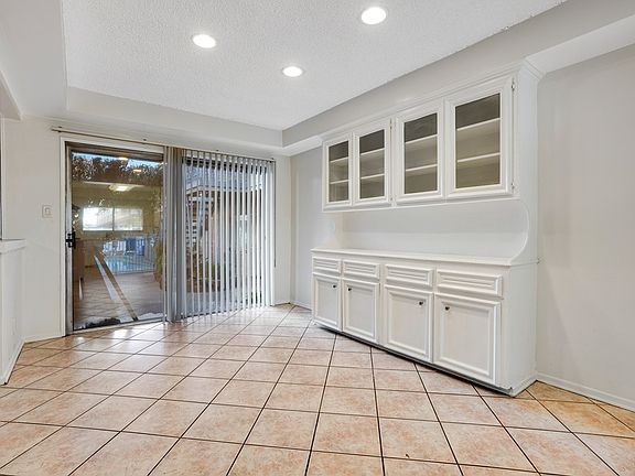 5th image of 1528 Prospect Ave APT A