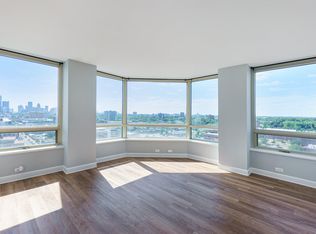 3320 Spinnaker Ln APT 16D, Detroit, MI