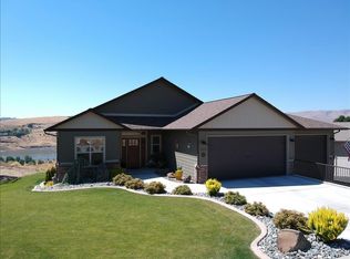 3954 Ridgewater Dr, Lewiston, ID 83501