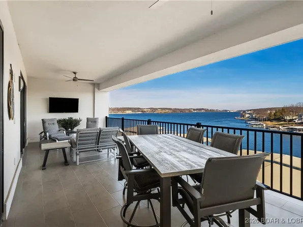 166 Captiva Dr #3G, Sunrise Beach, MO 65079