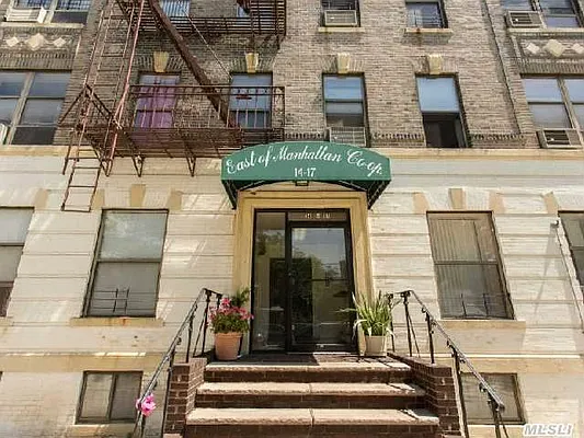 Sold by Douglas Elliman | media 20