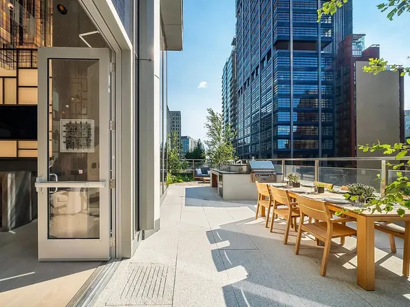 138 Willoughby Street image 11 of 19