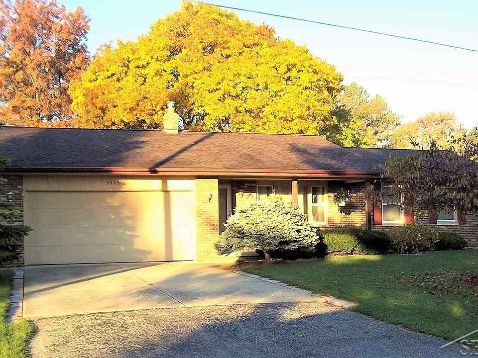 1st image of 3565 Calumet Dr