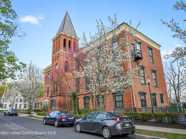 214 West Chestnut #102, Kingston, NY 12401