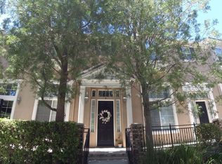 26820 Marina Point Ln UNIT 4, Santa Clarita, CA 91355
