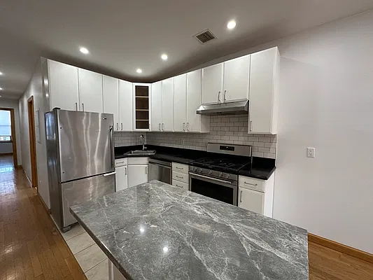 Rented by Eugene G Sarantis, LREB | media 4