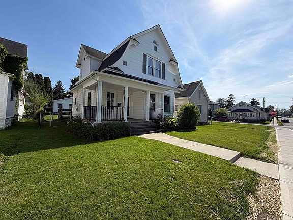 2nd image of 815 W 1st St