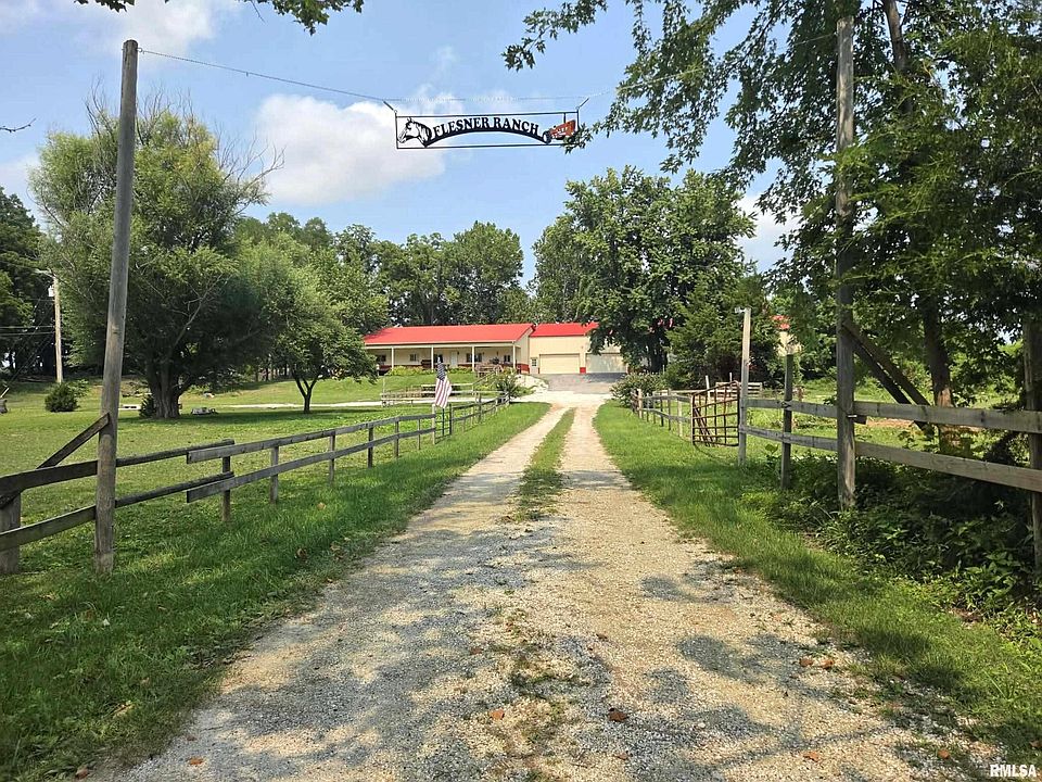 1st image of 1227 Summers Ln